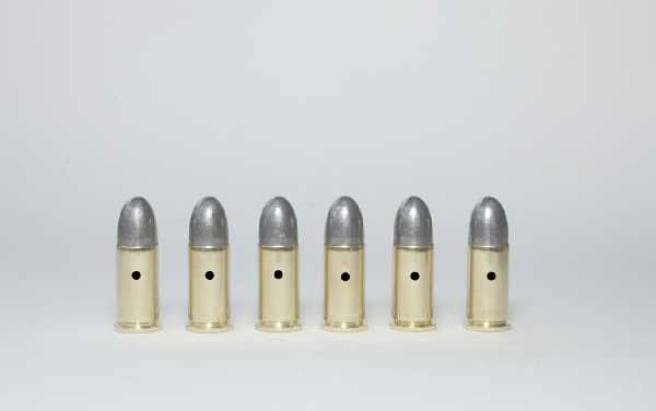 Une avancée majeure dans le domaine de la précision. 38%20S&W%20dummy%20bullets-6